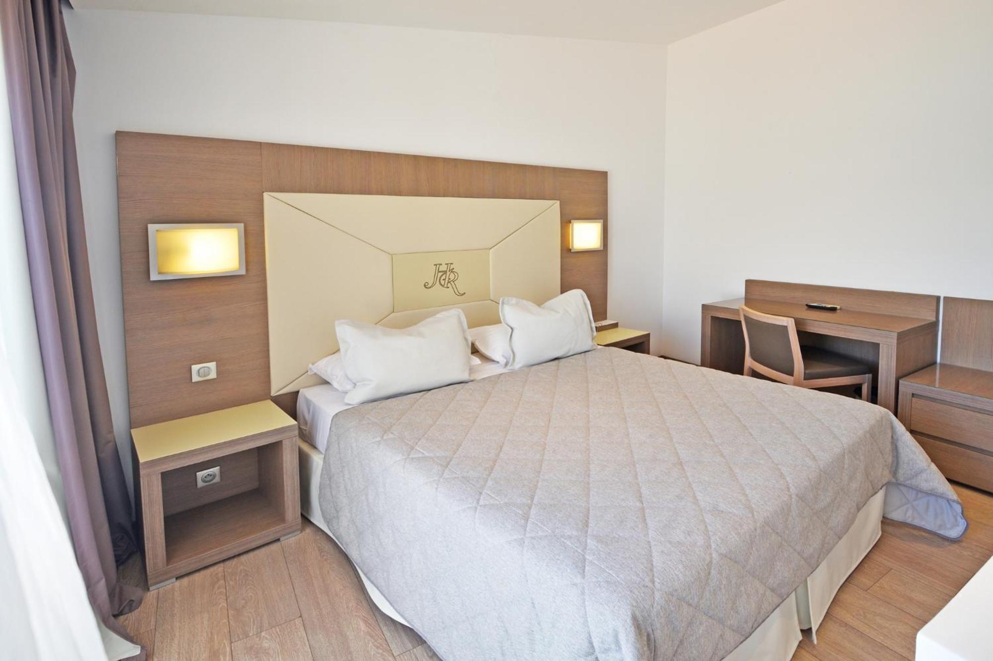 Hotel Le Rocher Calvi  Esterno foto