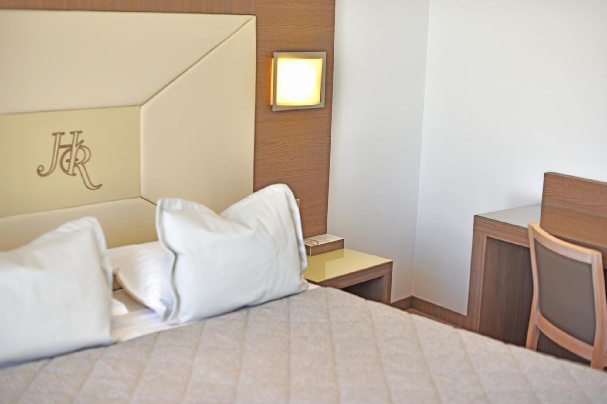 Hotel Le Rocher Calvi  Esterno foto