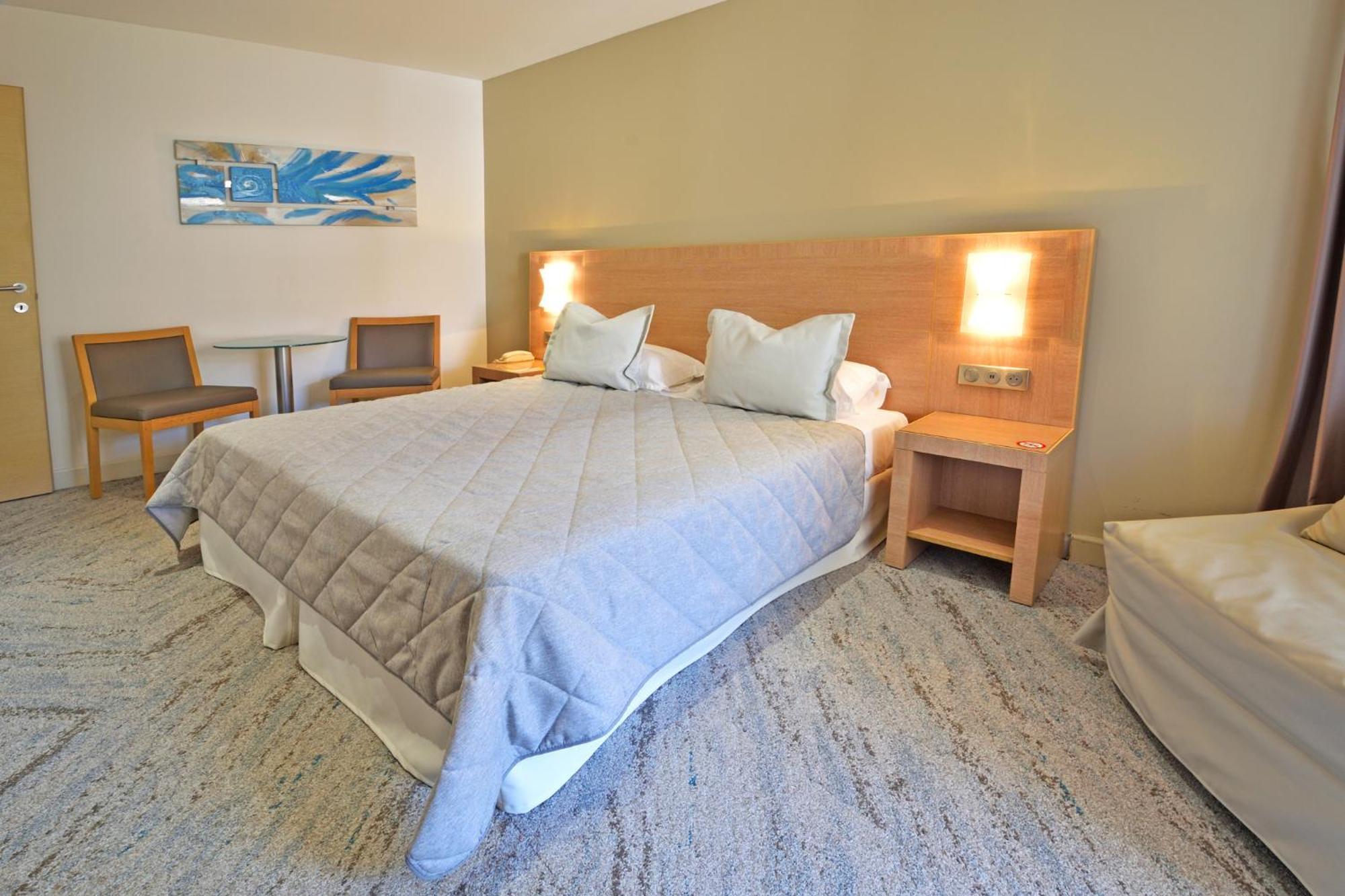 Hotel Le Rocher Calvi  Esterno foto