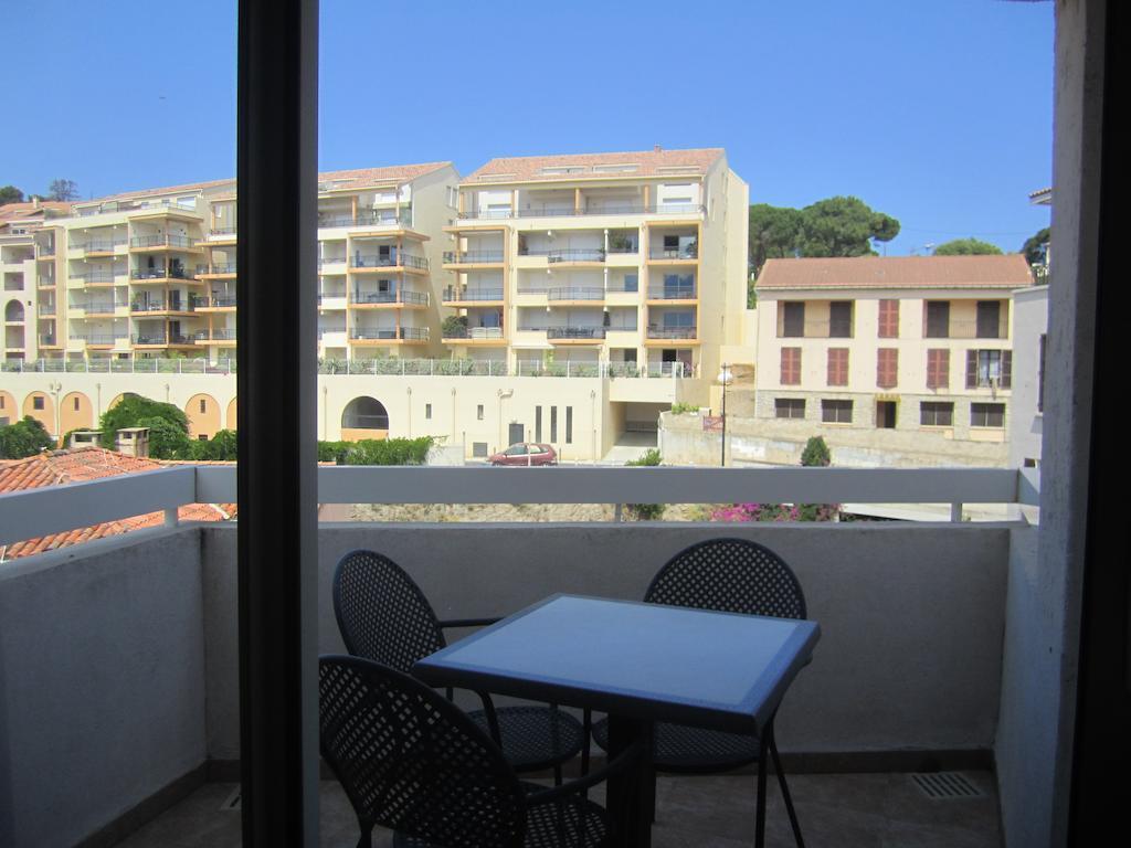 Hotel Le Rocher Calvi  Camera foto