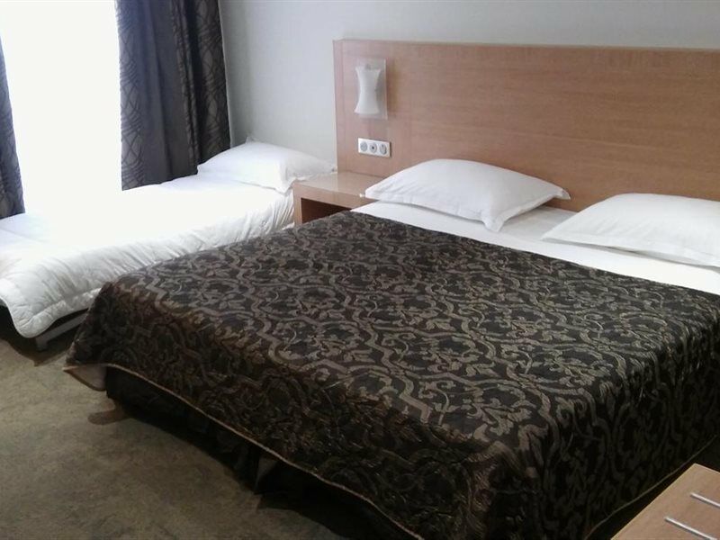 Hotel Le Rocher Calvi  Esterno foto
